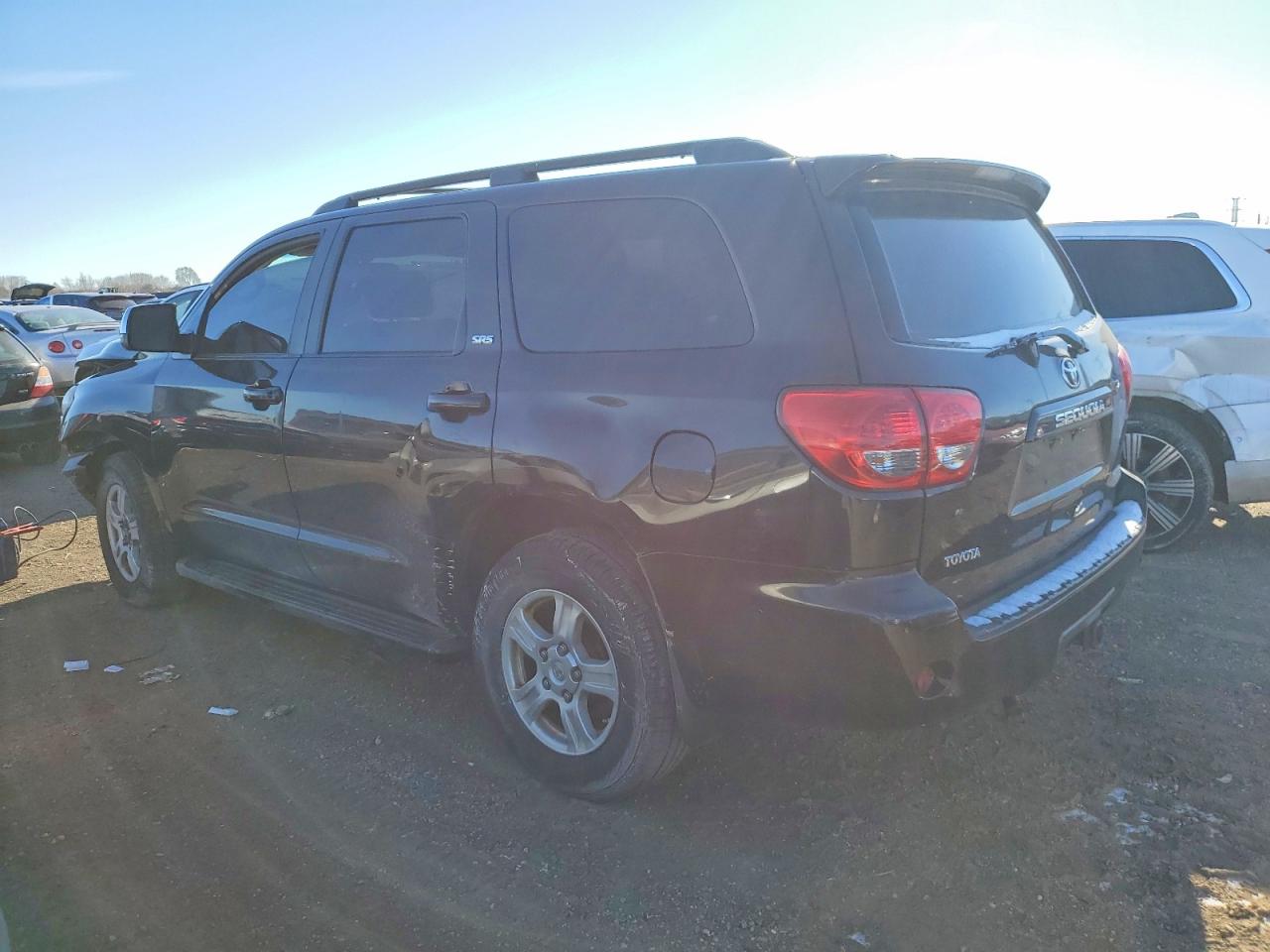 2008 TOYOTA SEQUOIA SR5 photo 2