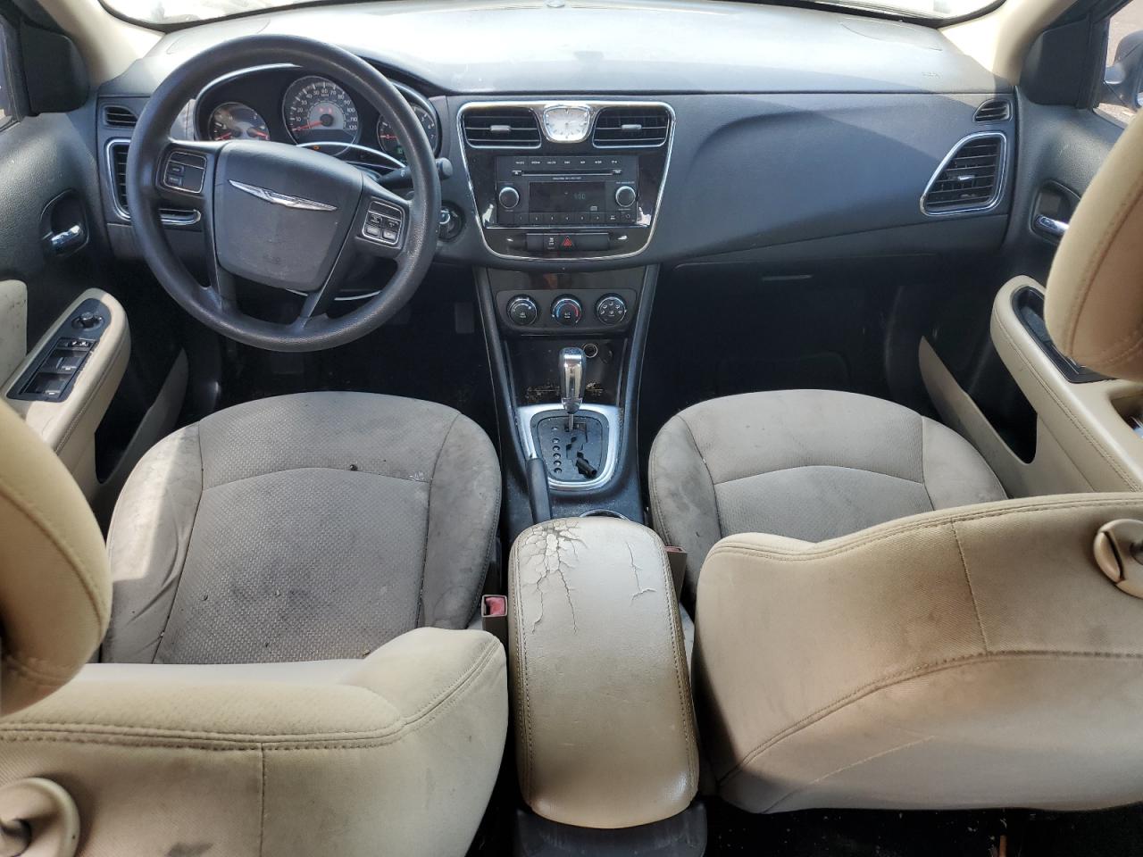 2013 CHRYSLER 200 LX photo 8