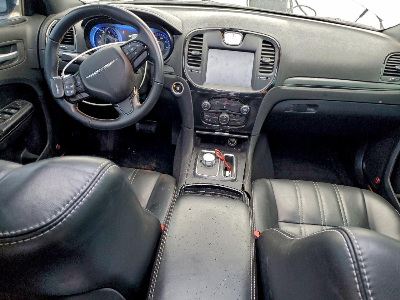 2015 CHRYSLER 300 S photo 8
