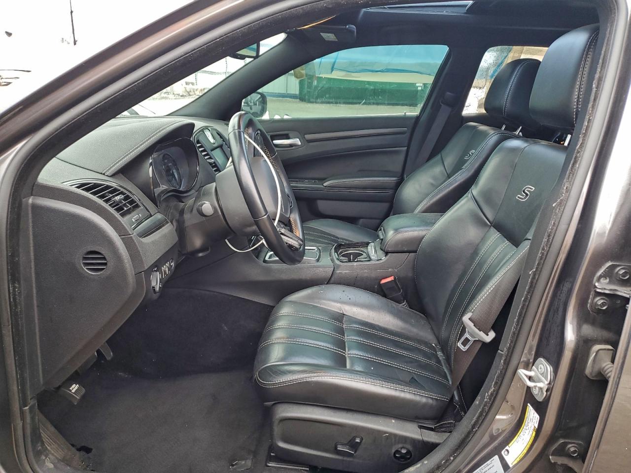 2015 CHRYSLER 300 S photo 7