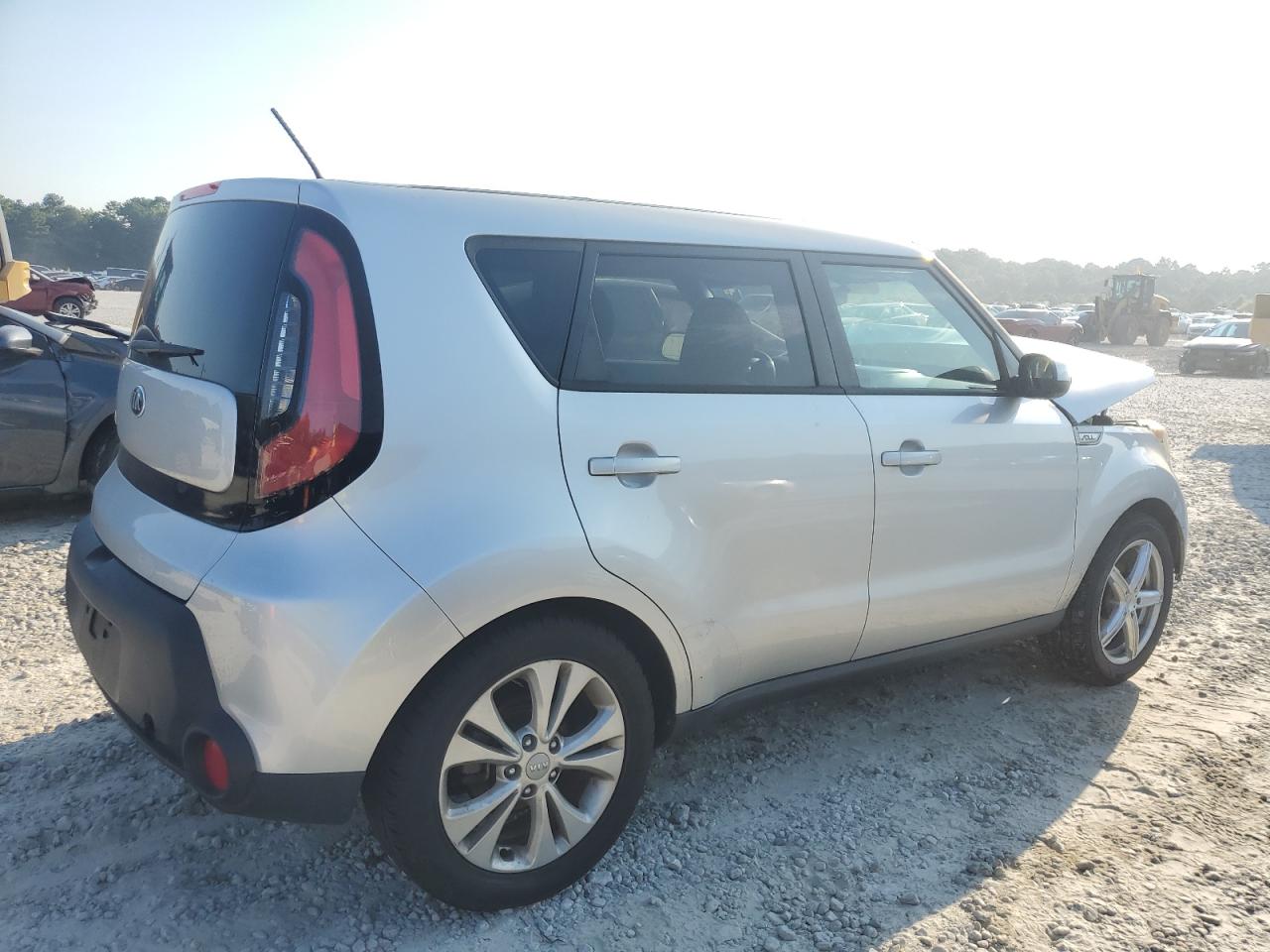 2015 KIA SOUL + photo 3