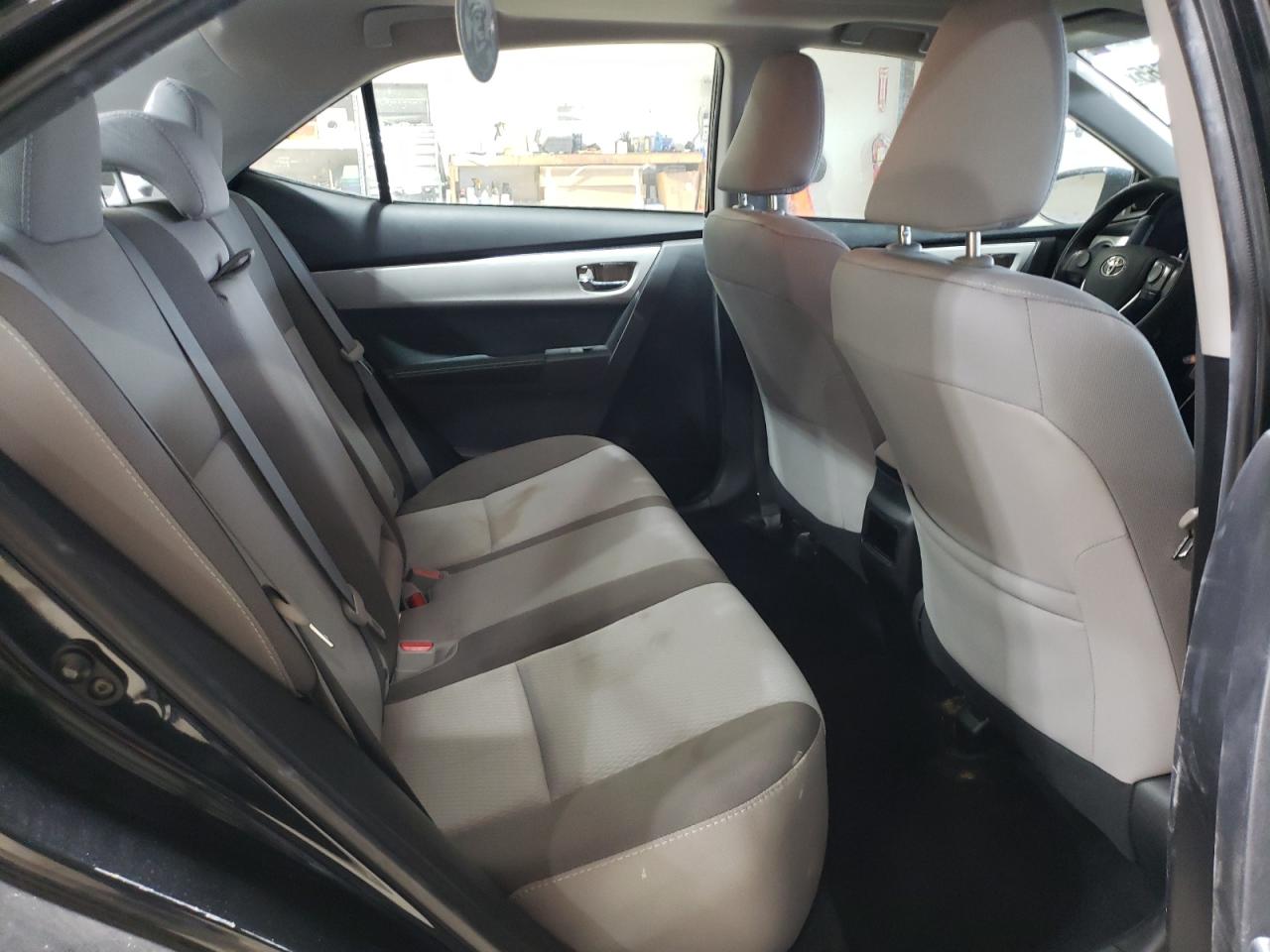 2017 TOYOTA COROLLA L photo 10