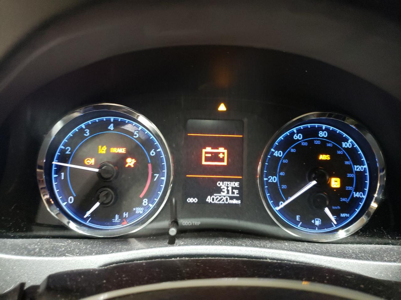 2017 TOYOTA COROLLA L photo 9
