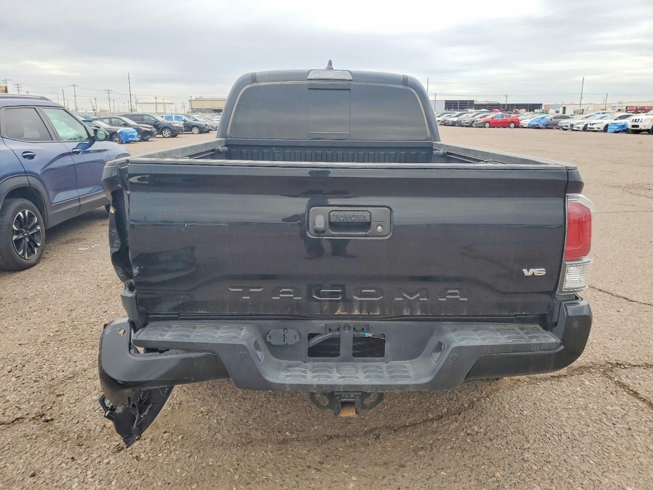 2021 TOYOTA TACOMA TRD SPORT photo 11