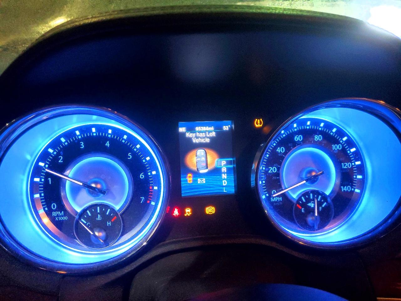 2014 CHRYSLER 300 photo 25