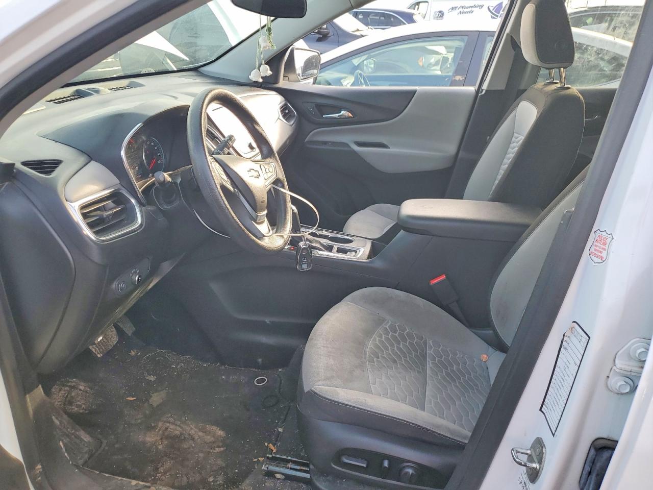 2020 CHEVROLET EQUINOX LT photo 7