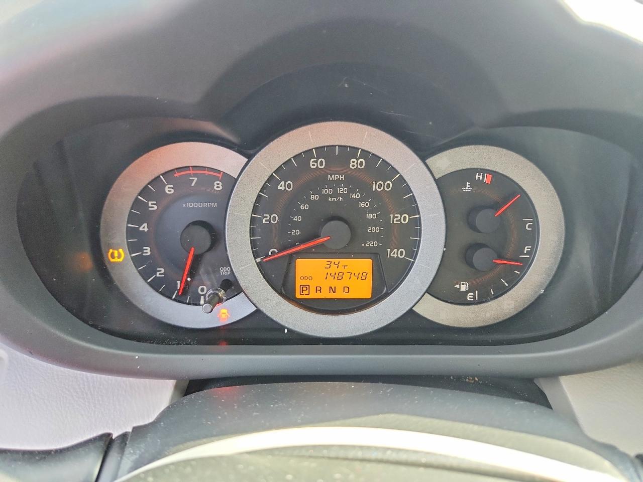 2010 TOYOTA RAV4 photo 9
