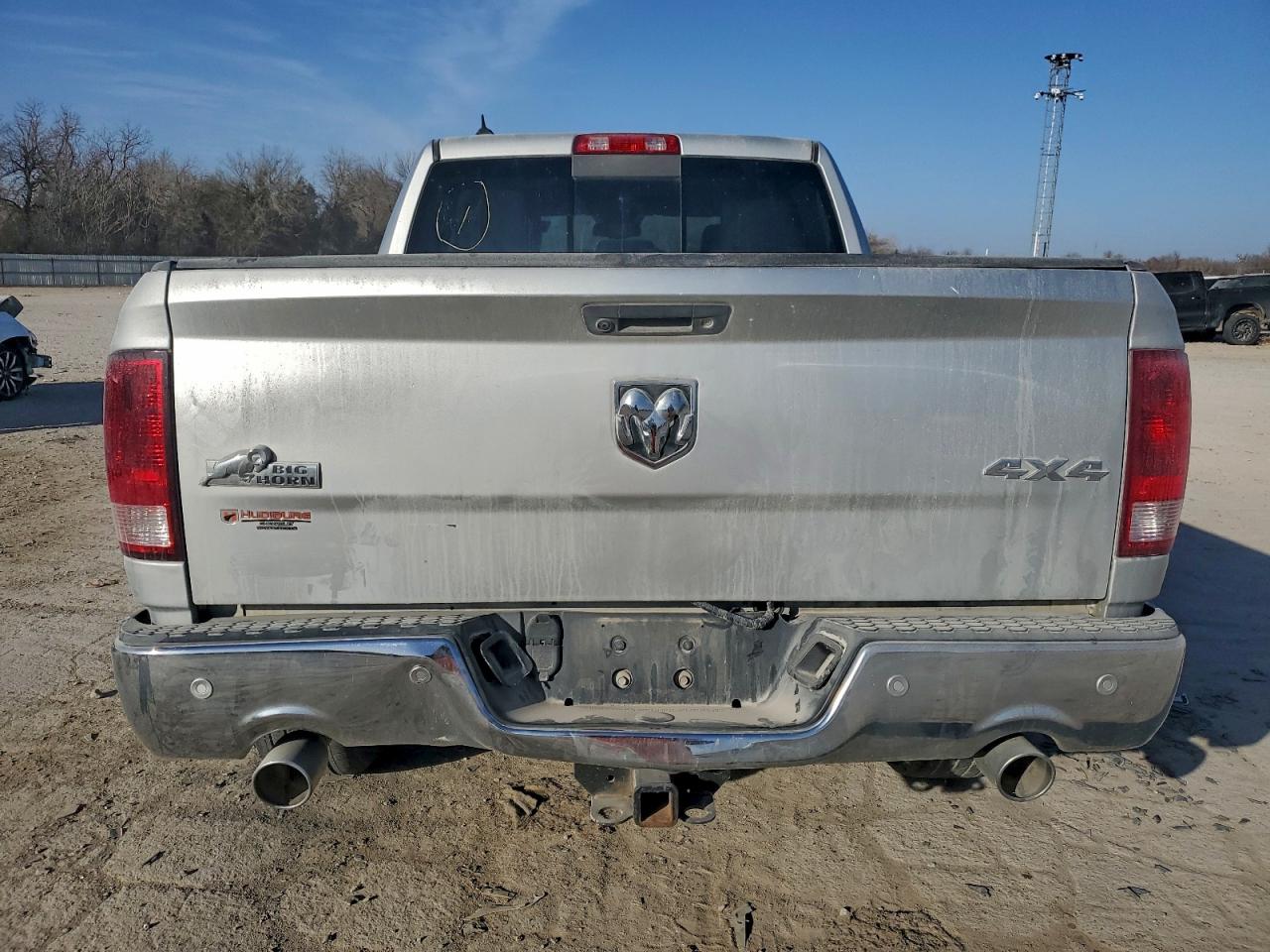 2015 RAM 1500 SLT photo 11