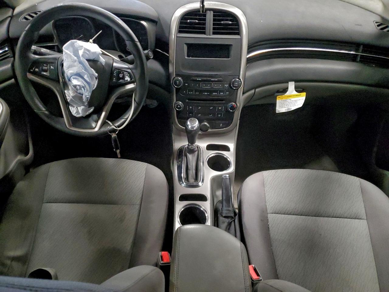 2014 CHEVROLET MALIBU LS photo 15