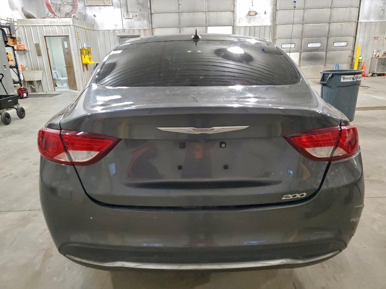 2016 CHRYSLER 200 LIMITED photo 6