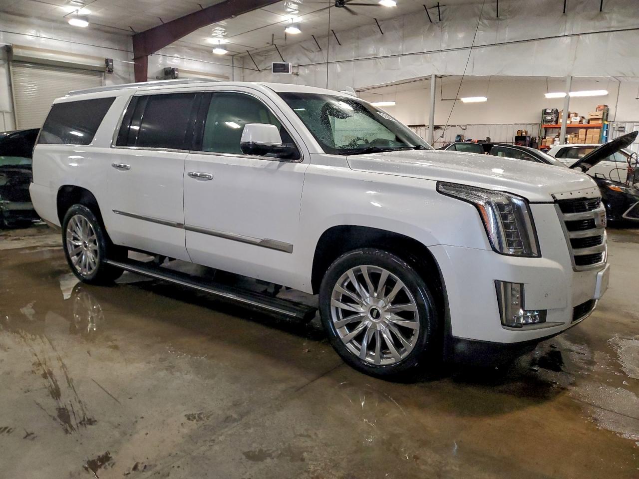 2016 CADILLAC ESCALADE ESV PREMIUM photo 7