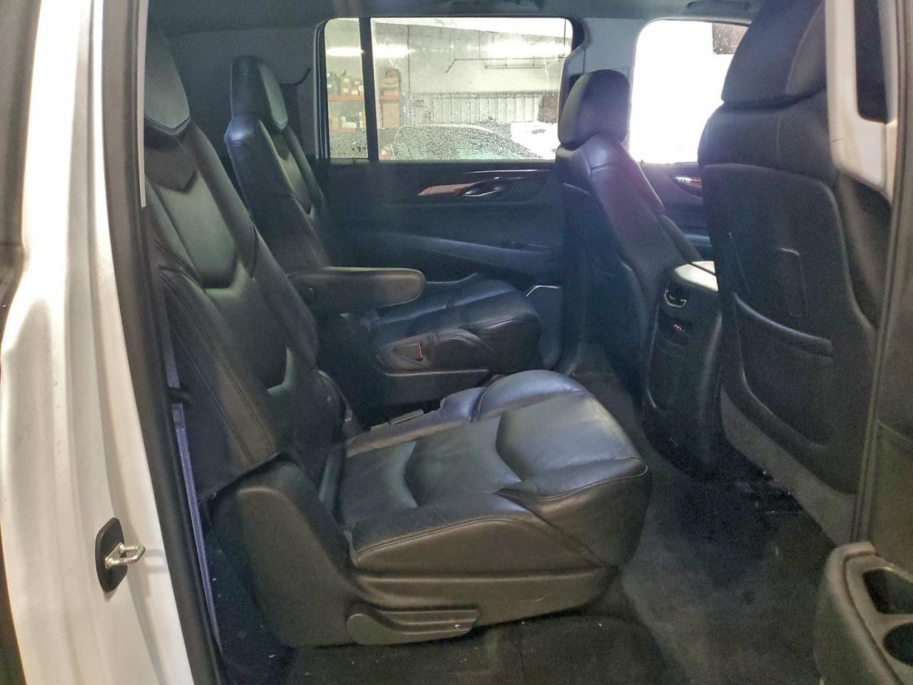 2016 CADILLAC ESCALADE ESV PREMIUM photo 21