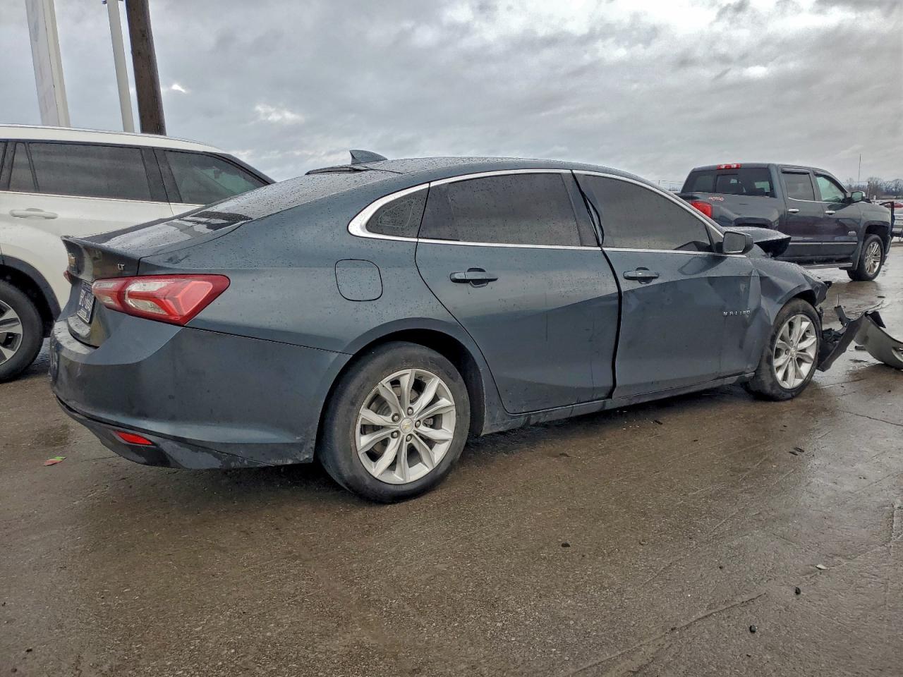 2021 CHEVROLET MALIBU LT photo 5