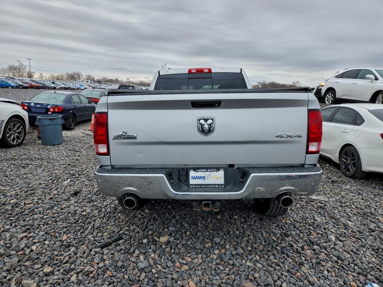 2015 RAM 1500 SLT photo 11