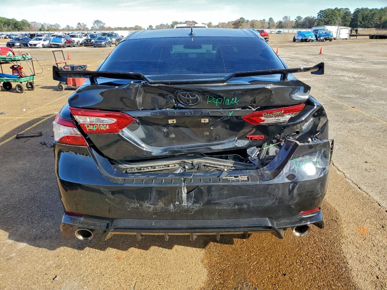 2020 TOYOTA CAMRY TRD photo 6