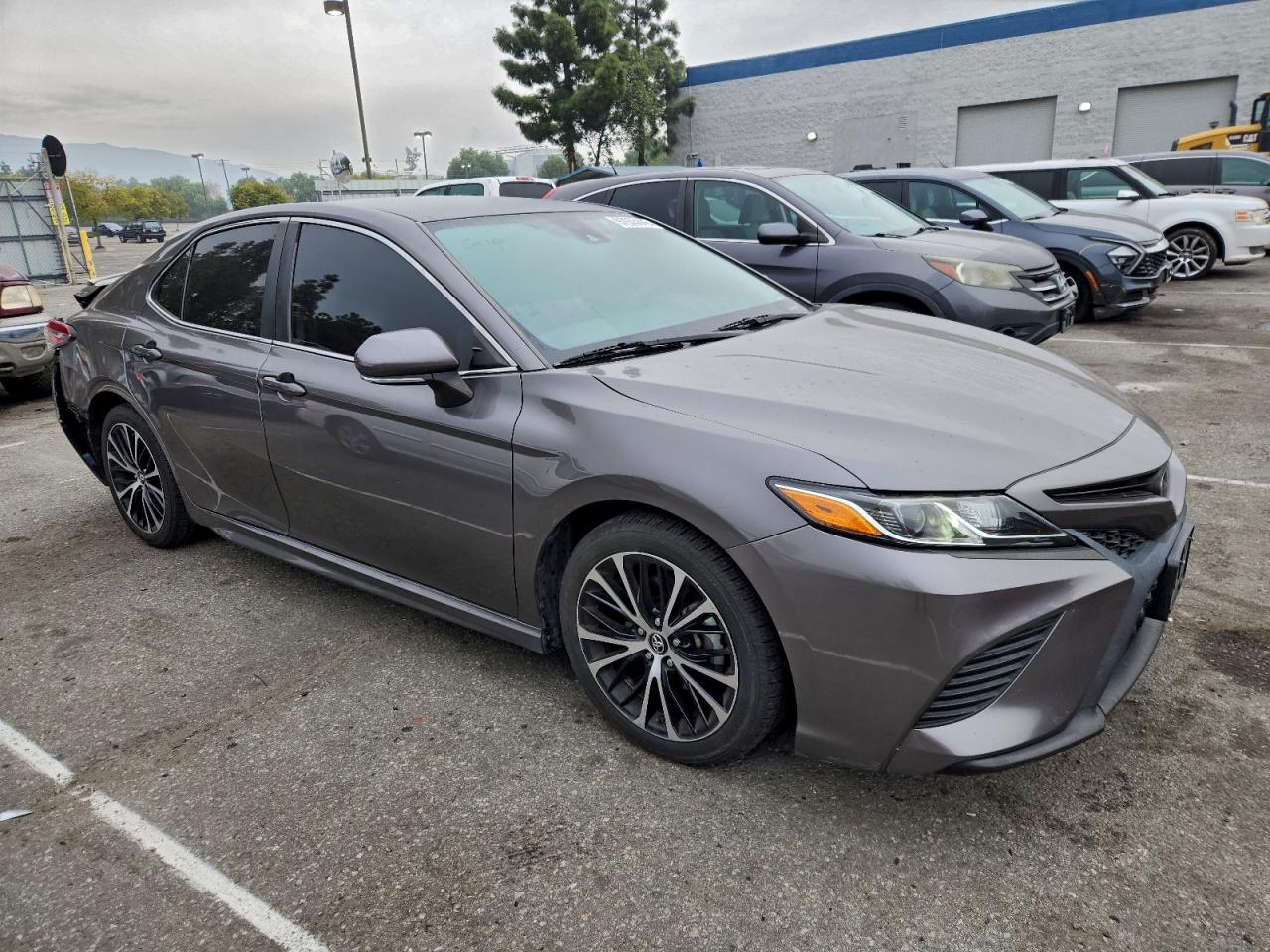 2019 TOYOTA CAMRY L photo 7