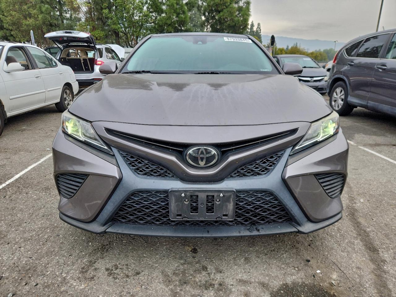 2019 TOYOTA CAMRY L photo 9