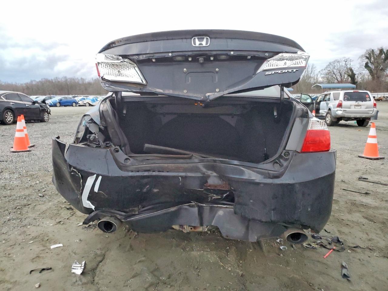 2015 HONDA ACCORD SPORT photo 6