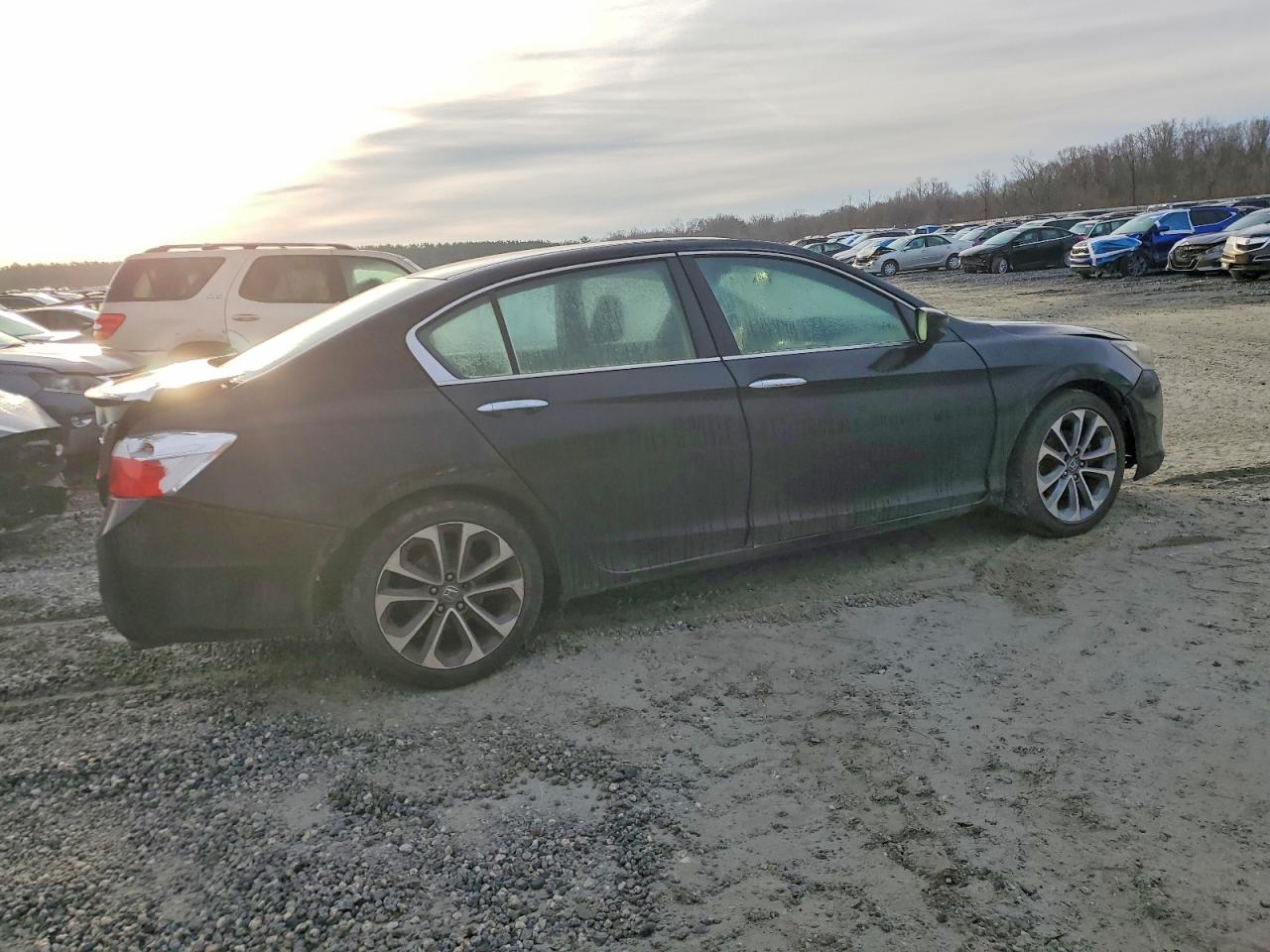 2015 HONDA ACCORD SPORT photo 3