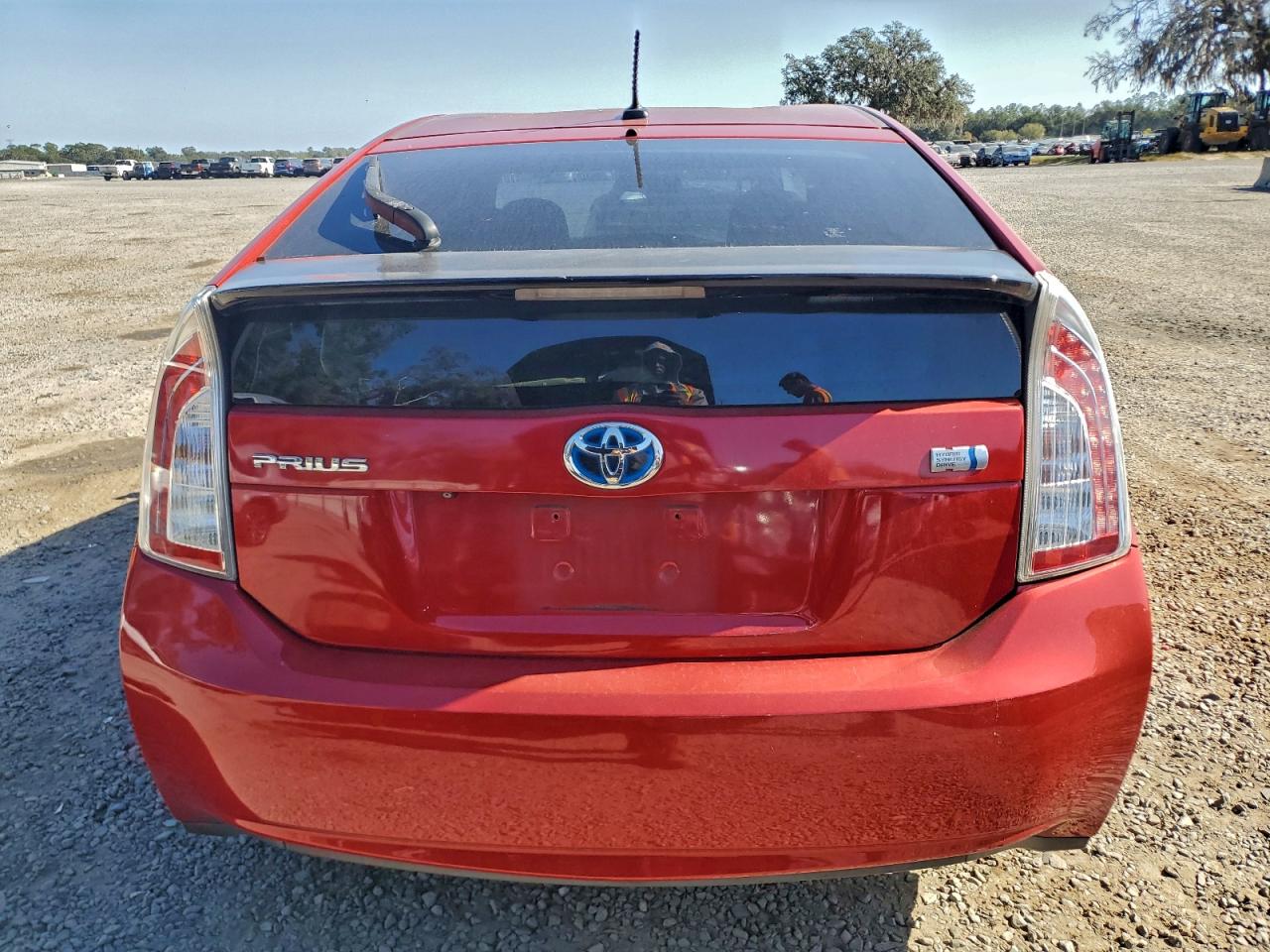 2015 TOYOTA PRIUS photo 11