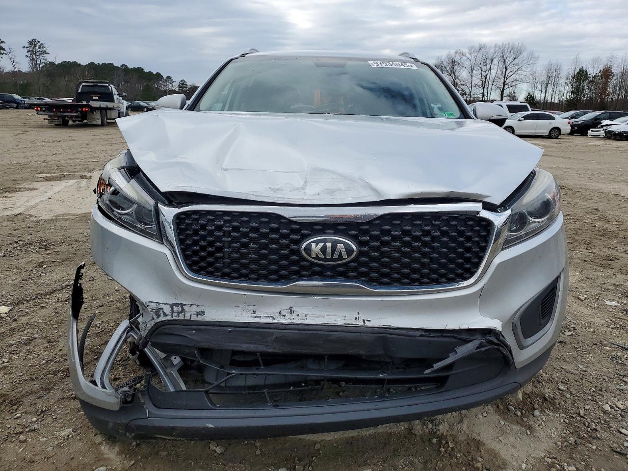 2017 KIA SORENTO LX photo 13