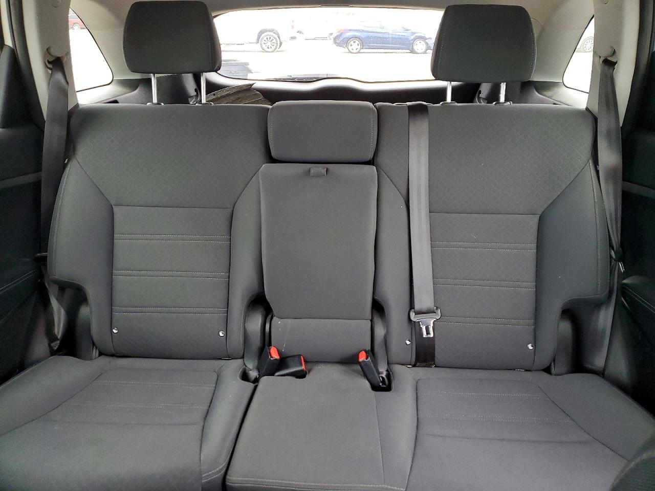 2017 KIA SORENTO LX photo 28
