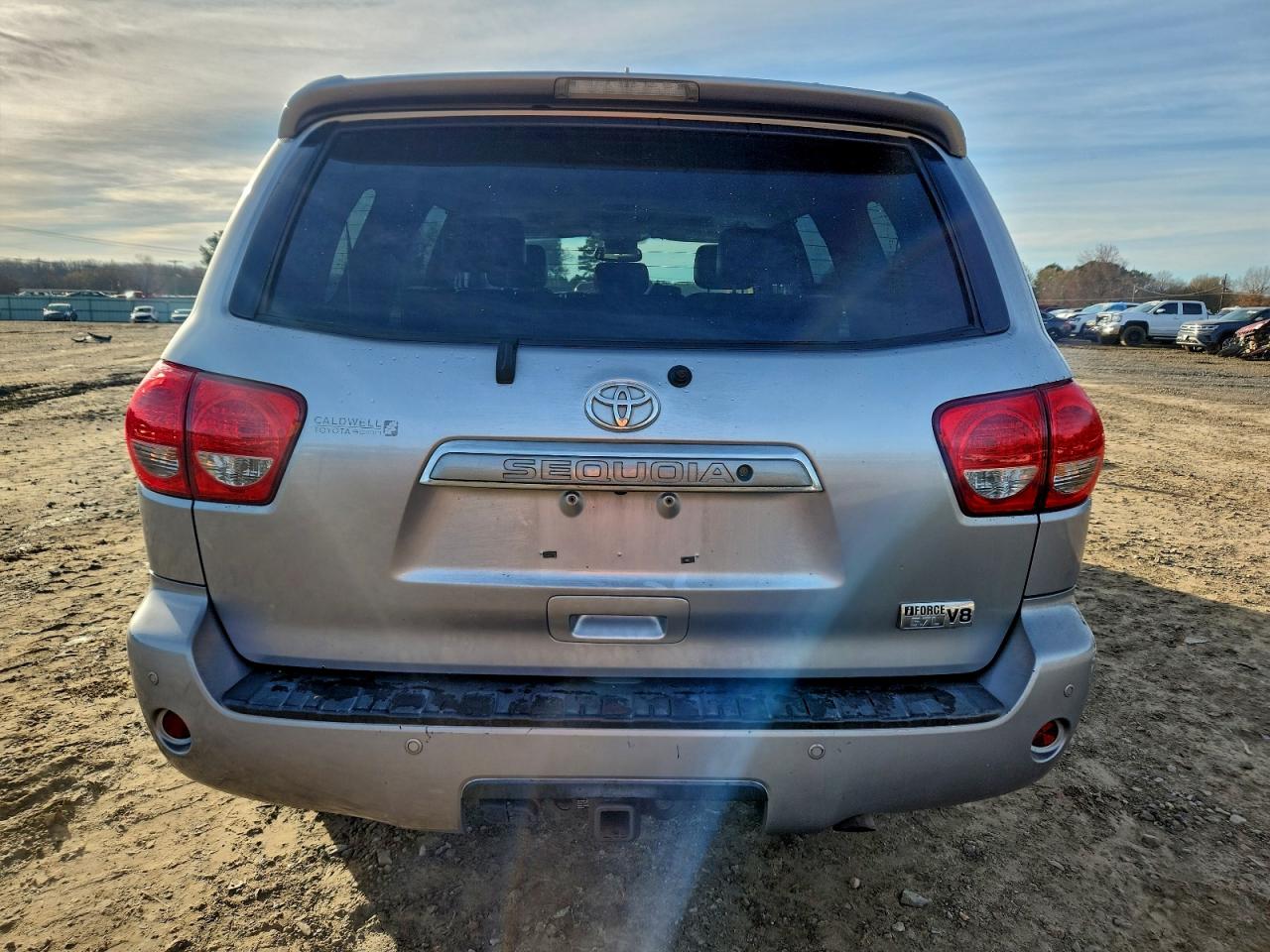 2011 TOYOTA SEQUOIA LIMITED photo 6