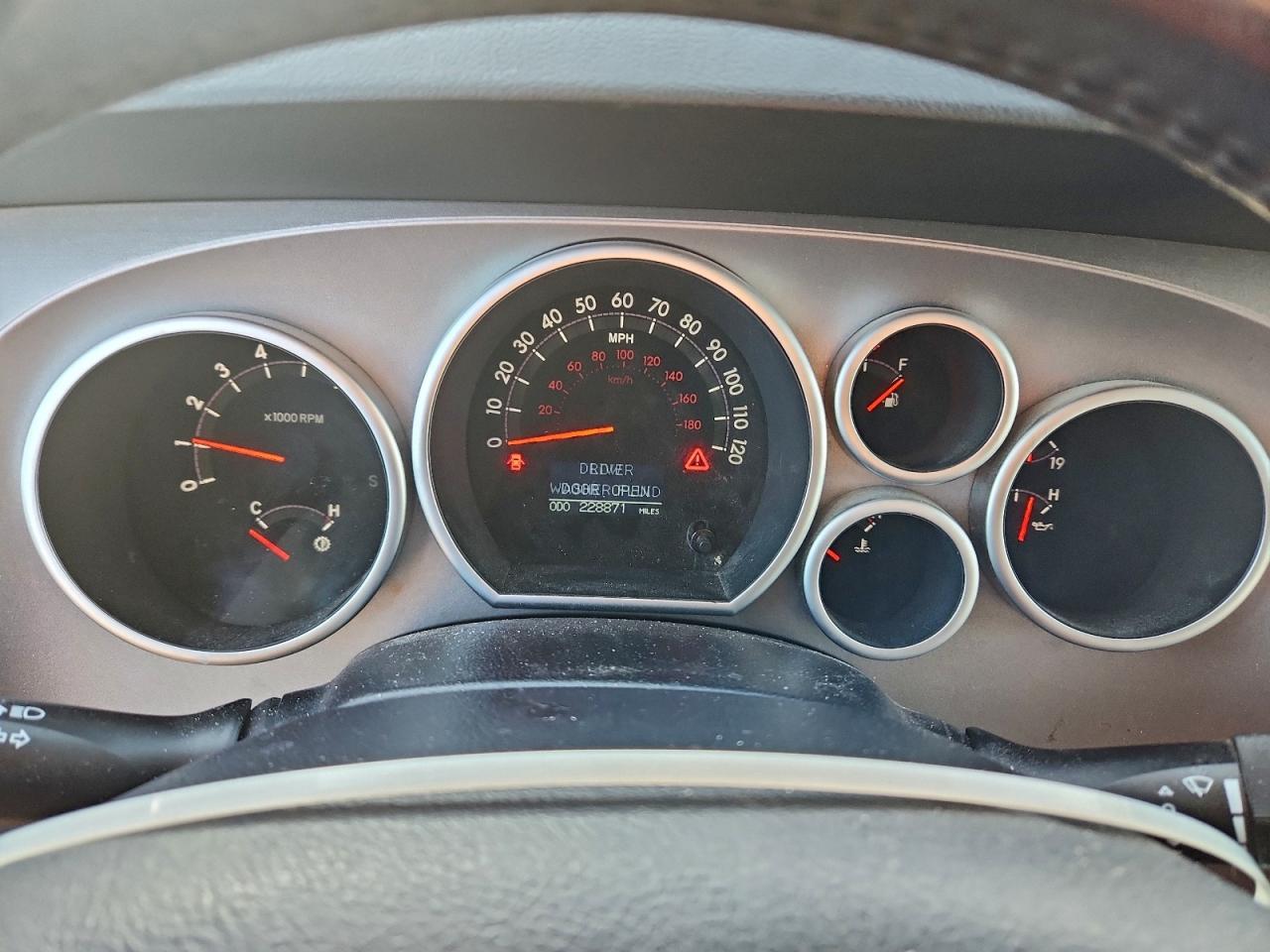 2011 TOYOTA SEQUOIA LIMITED photo 9