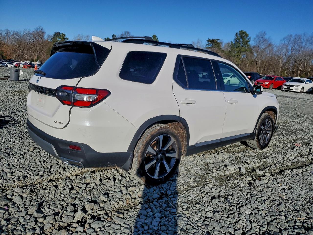 2025 HONDA PILOT ELITE photo 5