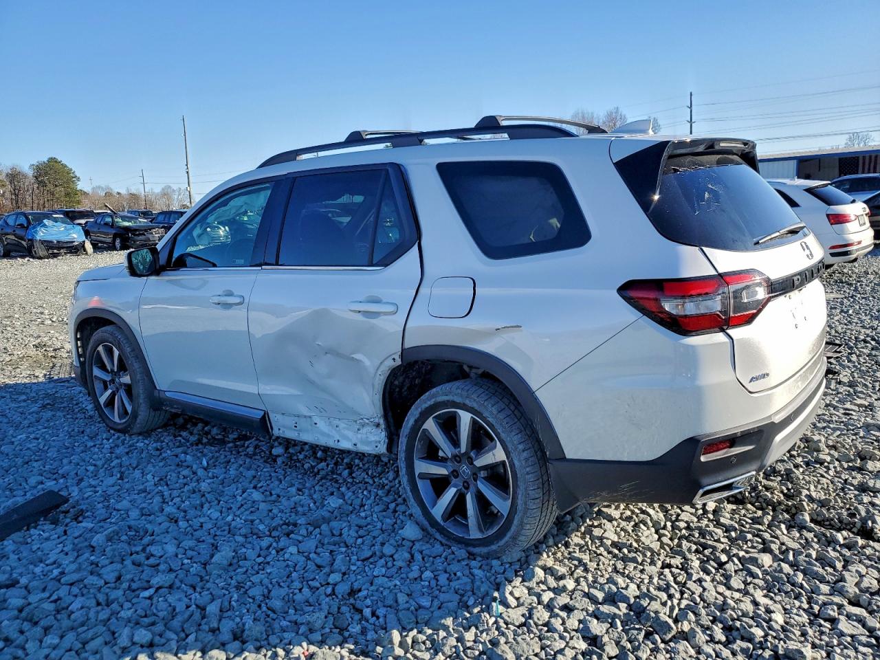 2025 HONDA PILOT ELITE photo 3