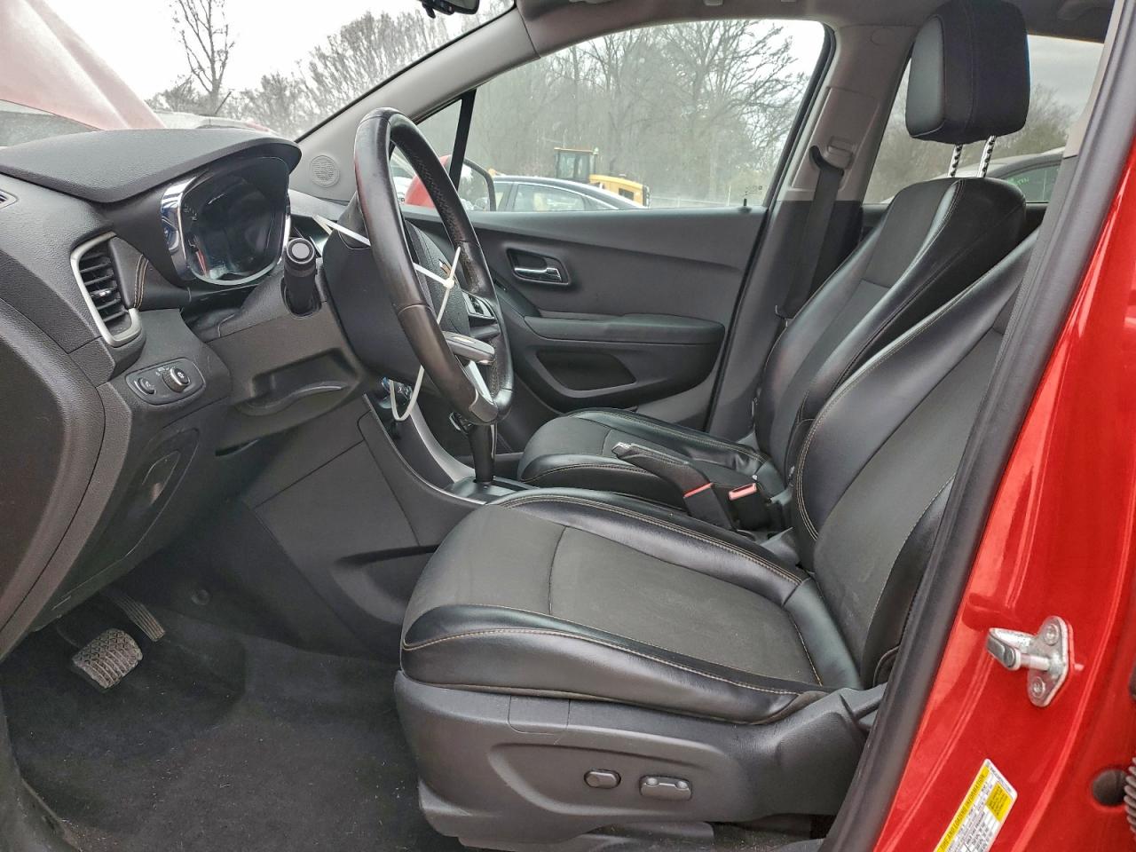 2017 CHEVROLET TRAX 1LT photo 7
