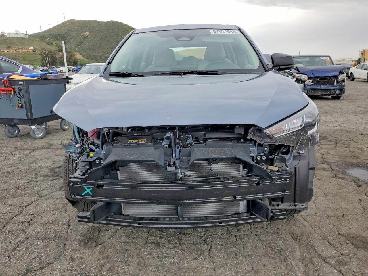 2025 TOYOTA COROLLA CROSS L photo 5