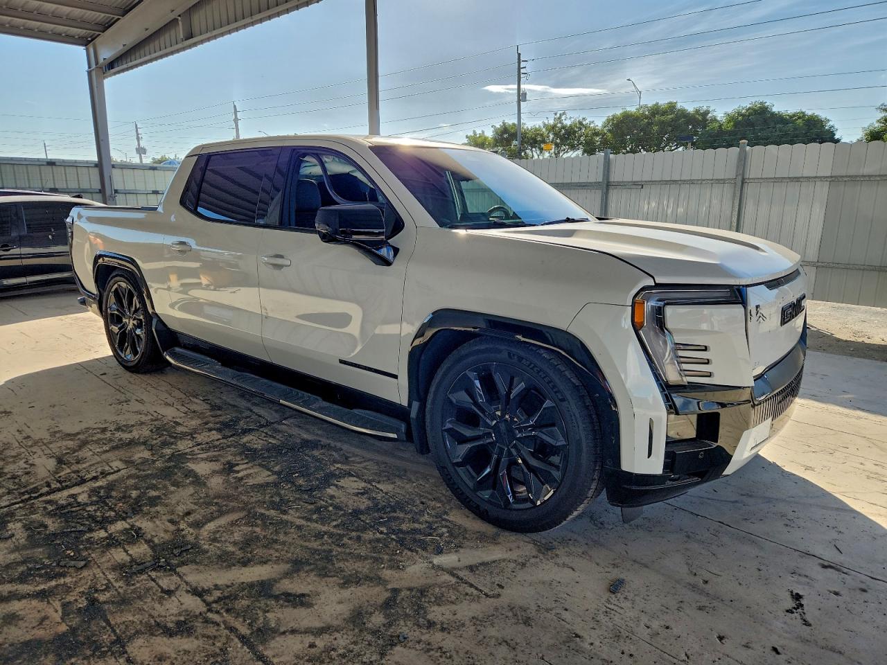 2025 GMC SIERRA DENALI photo 4