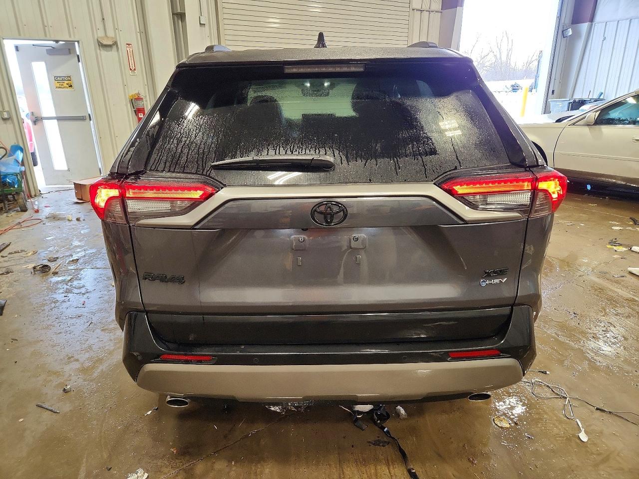 2025 TOYOTA RAV4 XSE photo 6