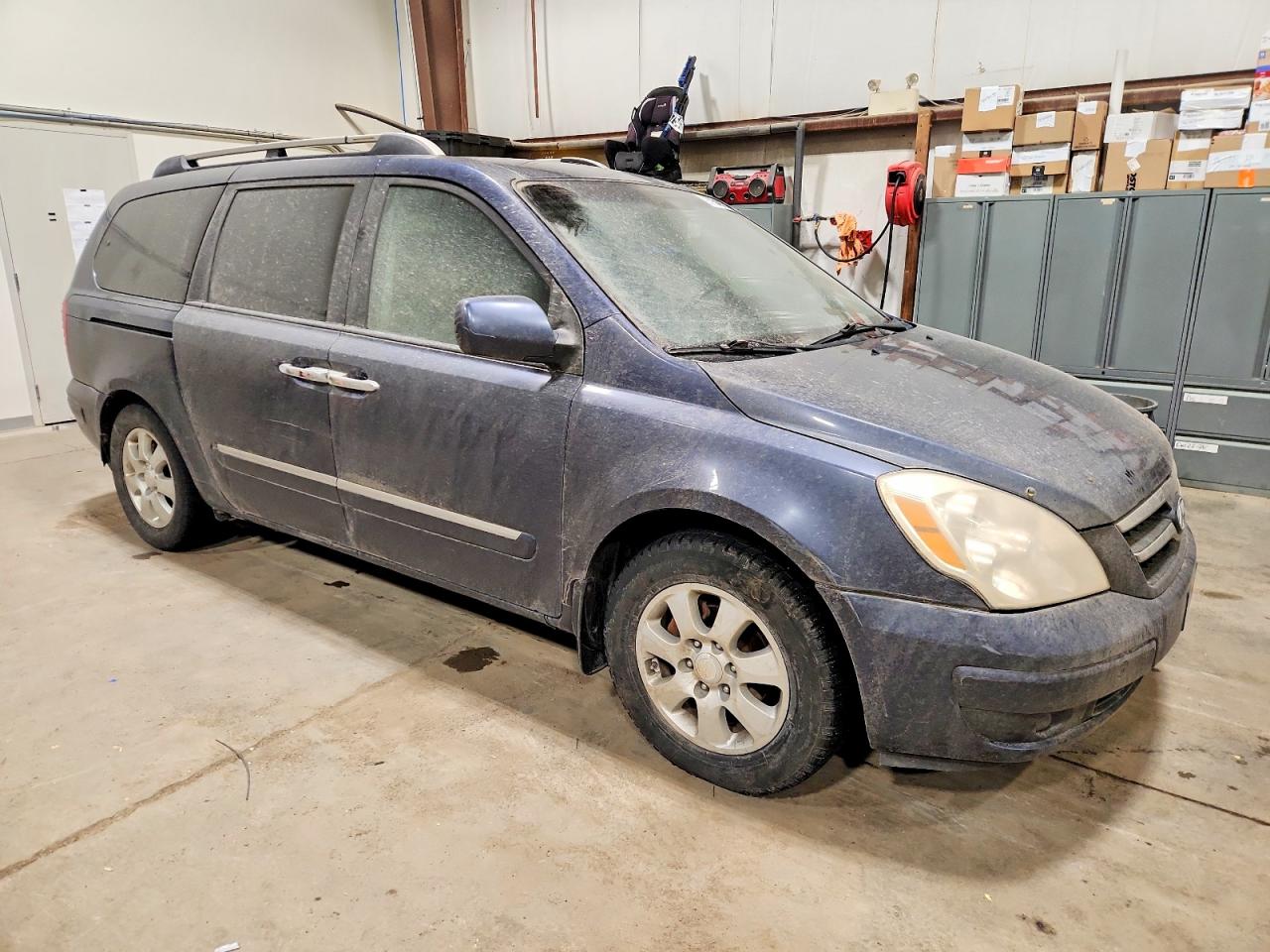 2007 HYUNDAI ENTOURAGE GLS photo 7