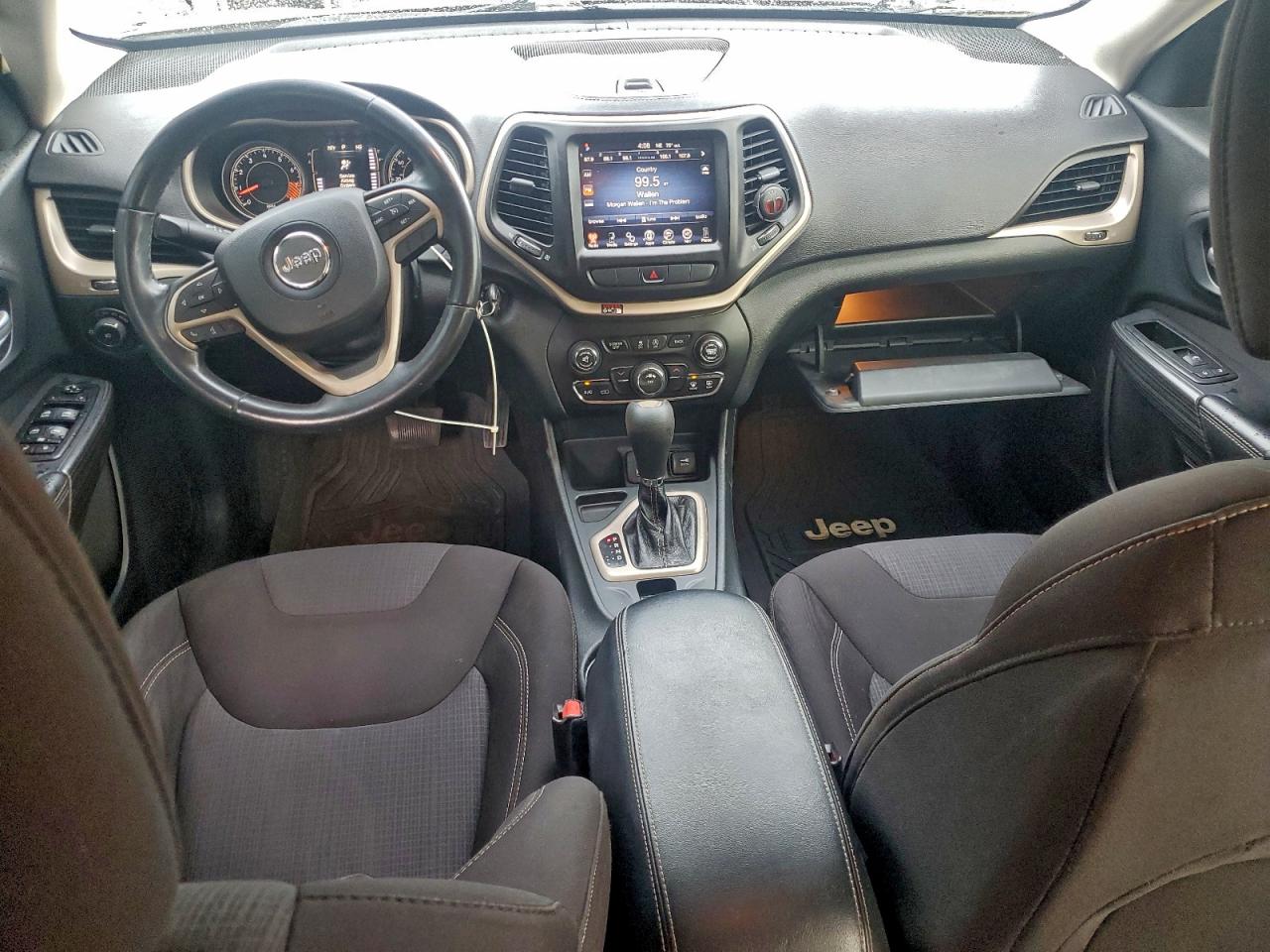 2015 JEEP CHEROKEE LATITUDE photo 8