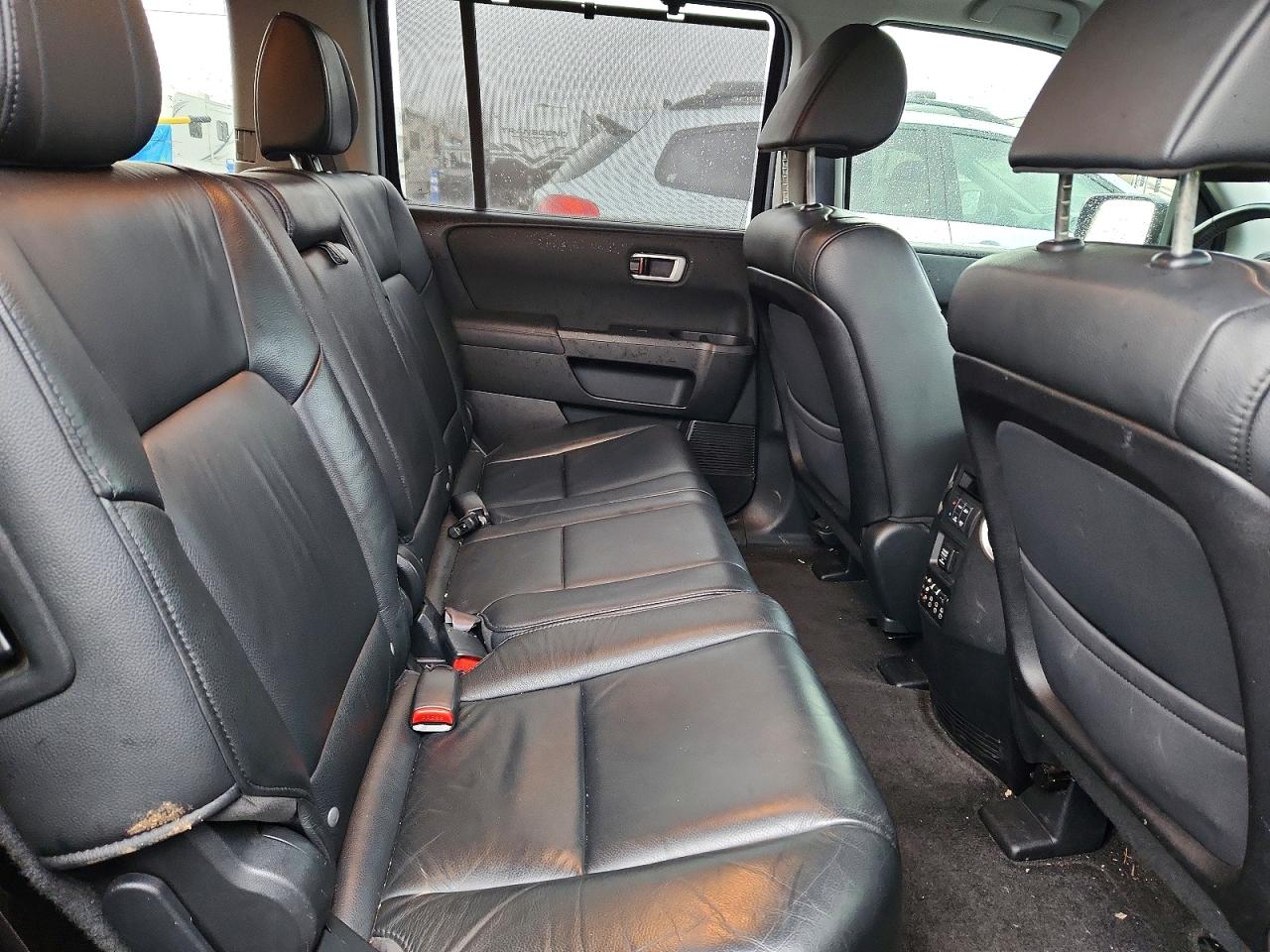 2012 HONDA PILOT TOURING photo 10