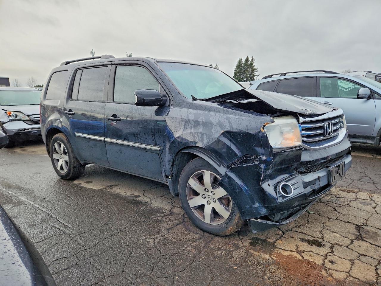 2012 HONDA PILOT TOURING photo 4