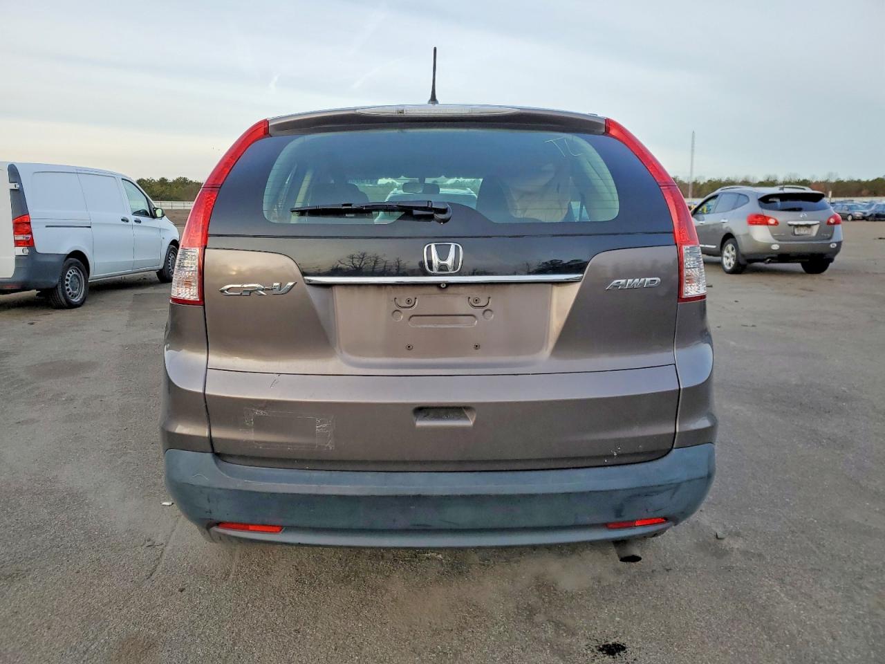 2013 HONDA CR-V LX photo 11