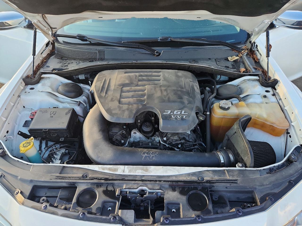 2019 CHRYSLER 300 LIMITED photo 11