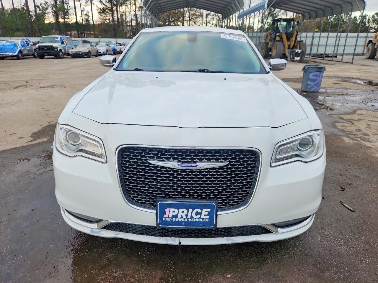 2019 CHRYSLER 300 LIMITED photo 5