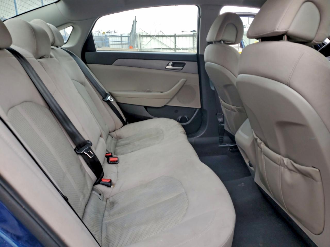 2017 HYUNDAI SONATA SE photo 10