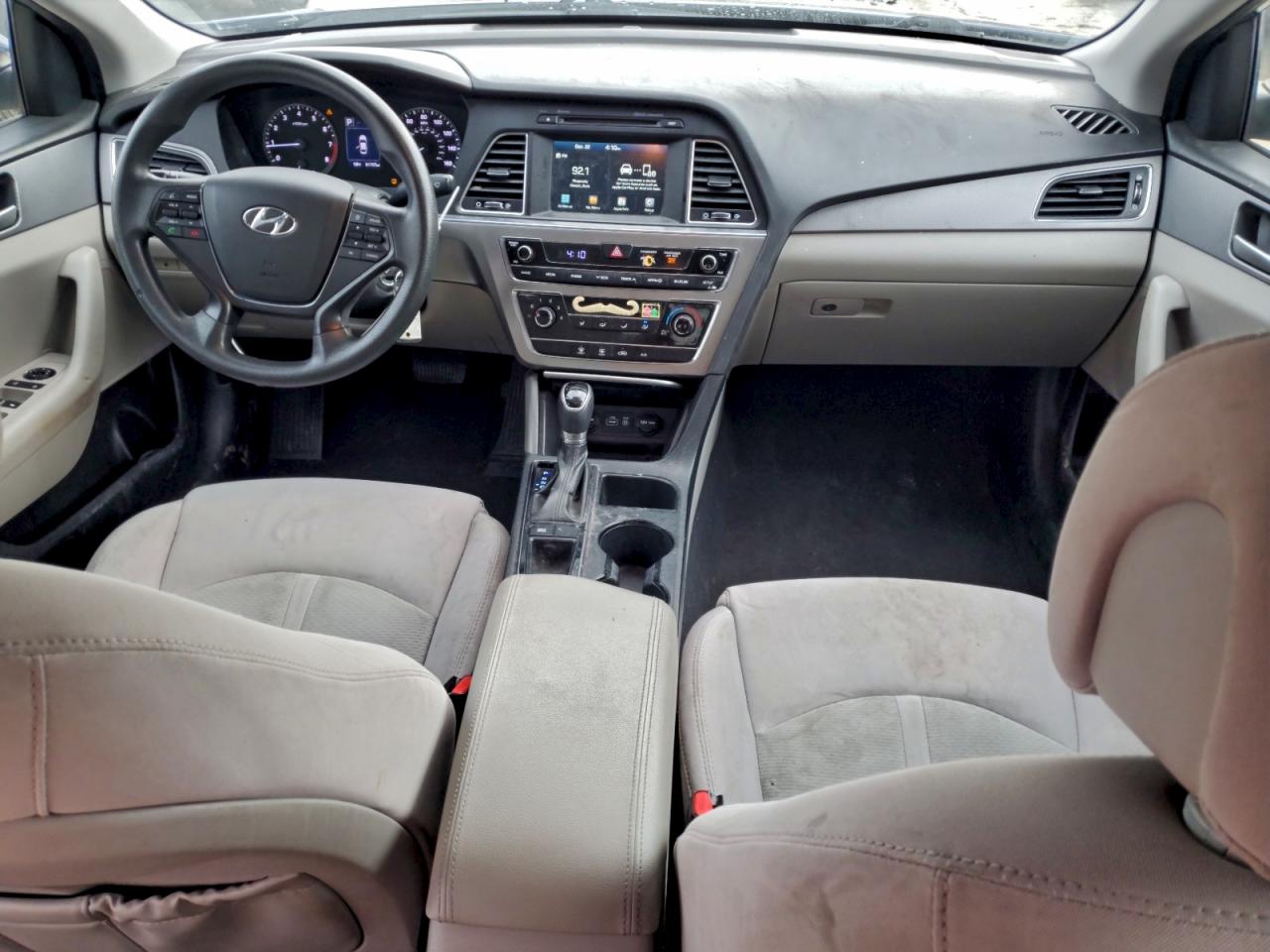2017 HYUNDAI SONATA SE photo 8