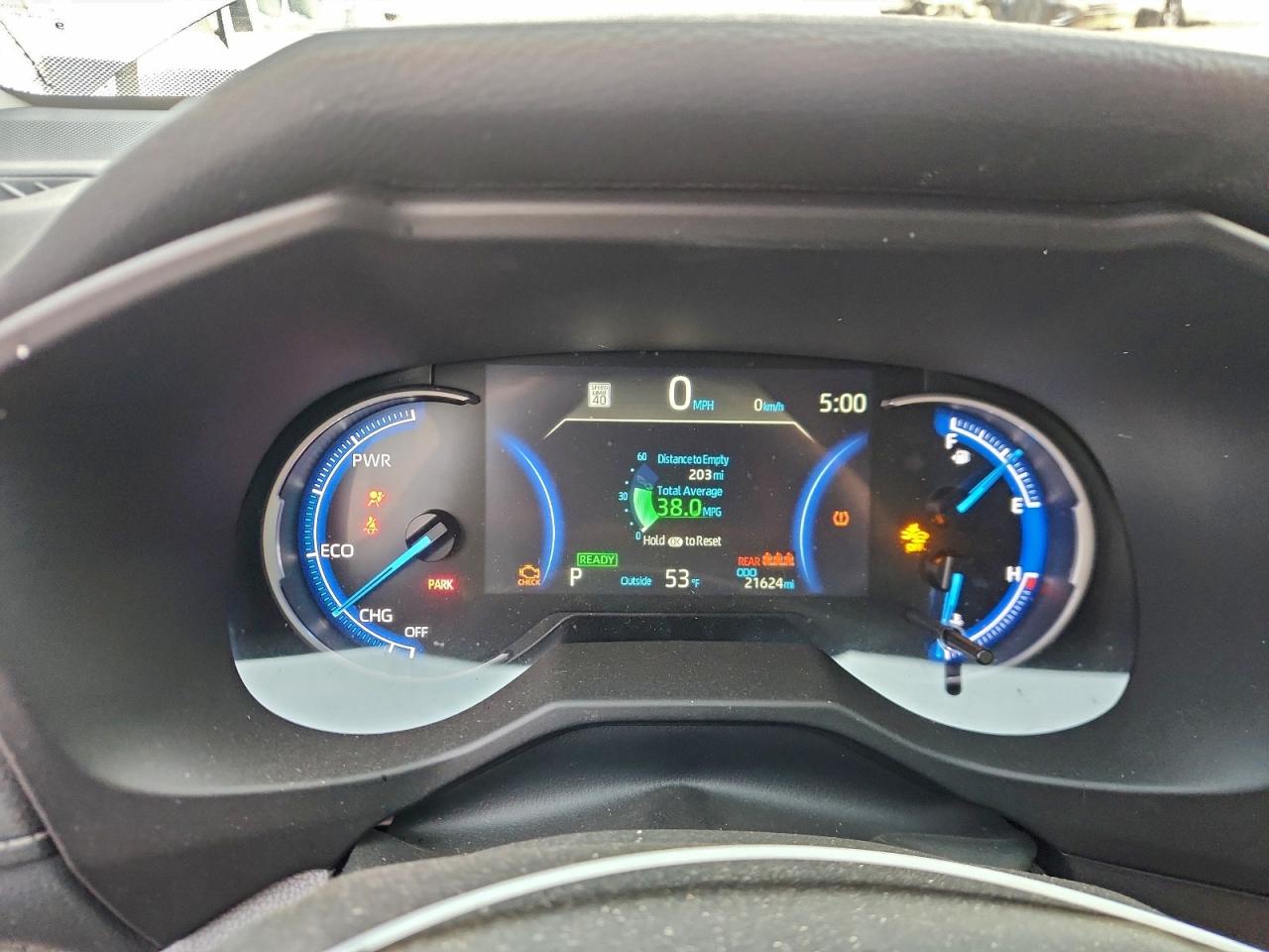 2024 TOYOTA RAV4 LE photo 9