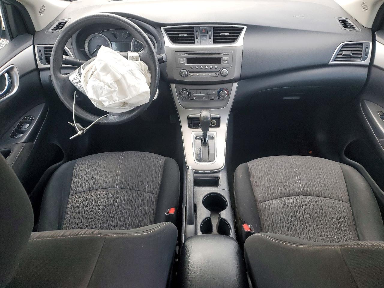 2014 NISSAN SENTRA S photo 15