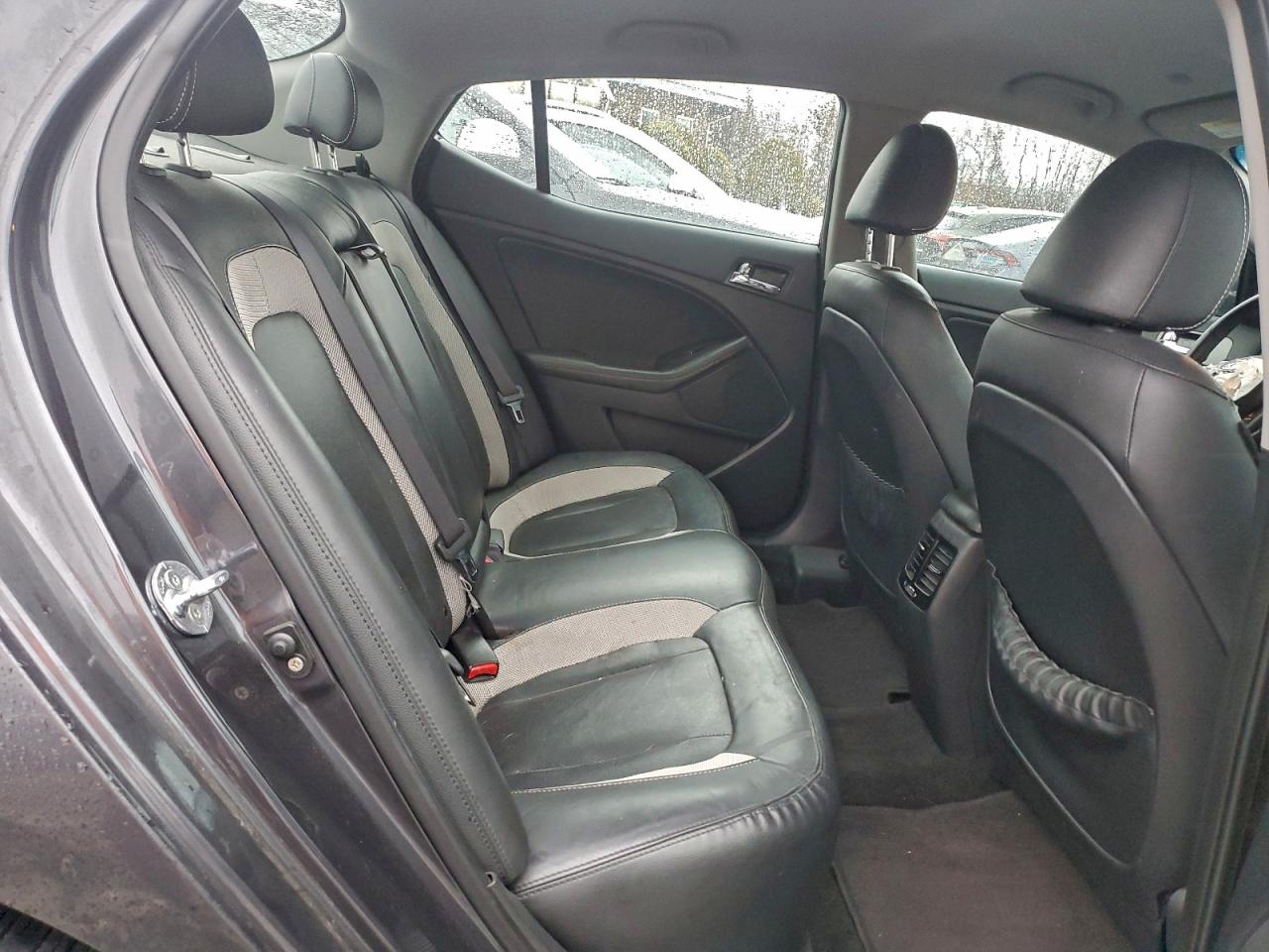 2011 KIA OPTIMA SX photo 10