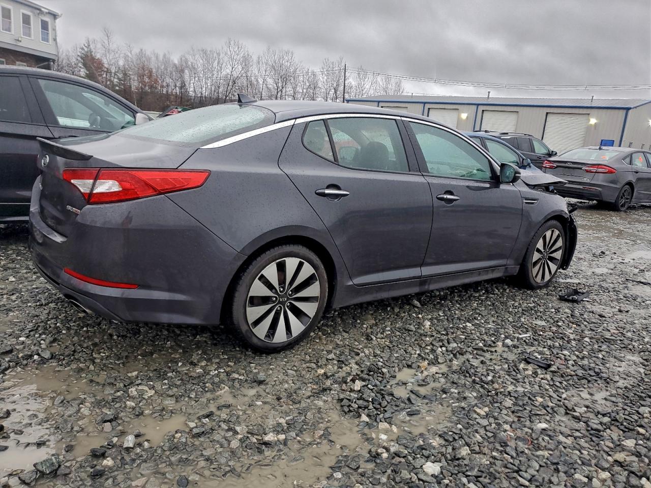 2011 KIA OPTIMA SX photo 3
