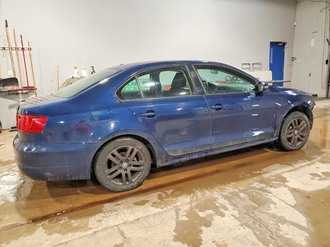 2014 VOLKSWAGEN JETTA BASE photo 3