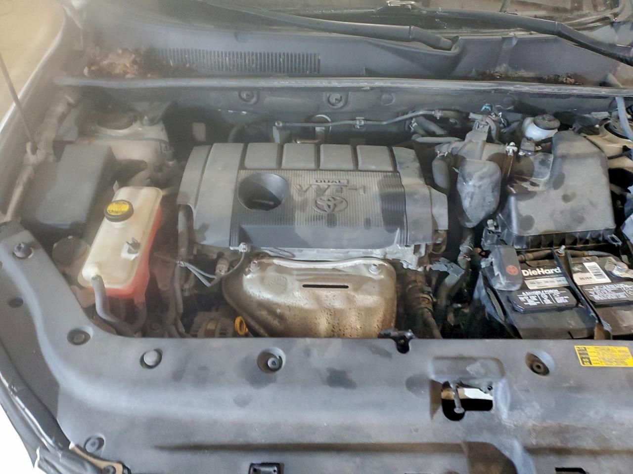 2011 TOYOTA RAV4 photo 12