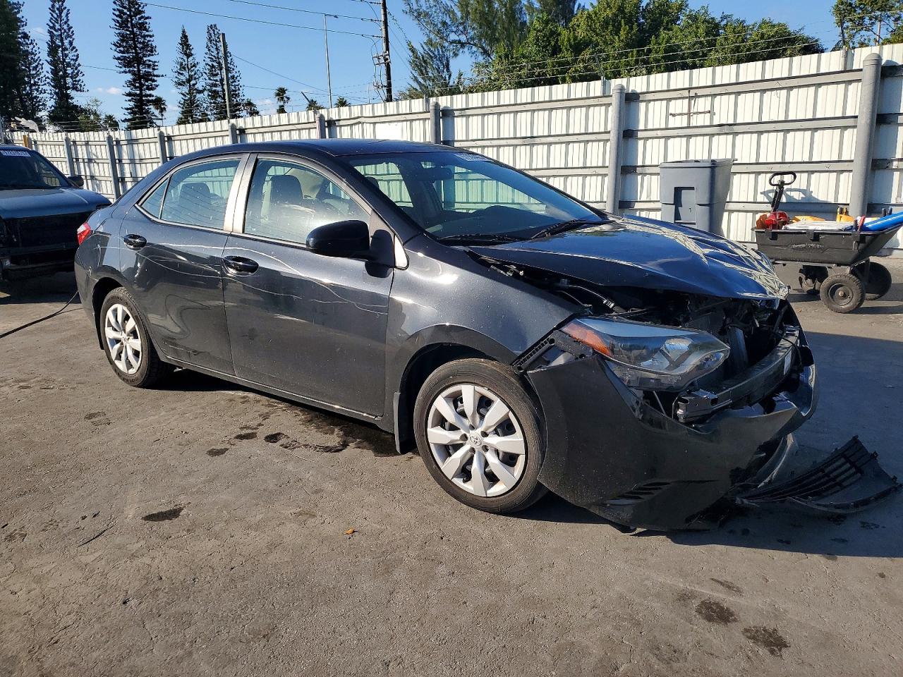 2016 TOYOTA COROLLA LE photo 7